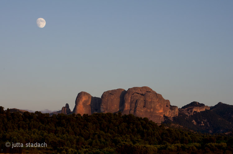 Blick auf Roques de Benet in der Nähe von Horta de Sant Joan